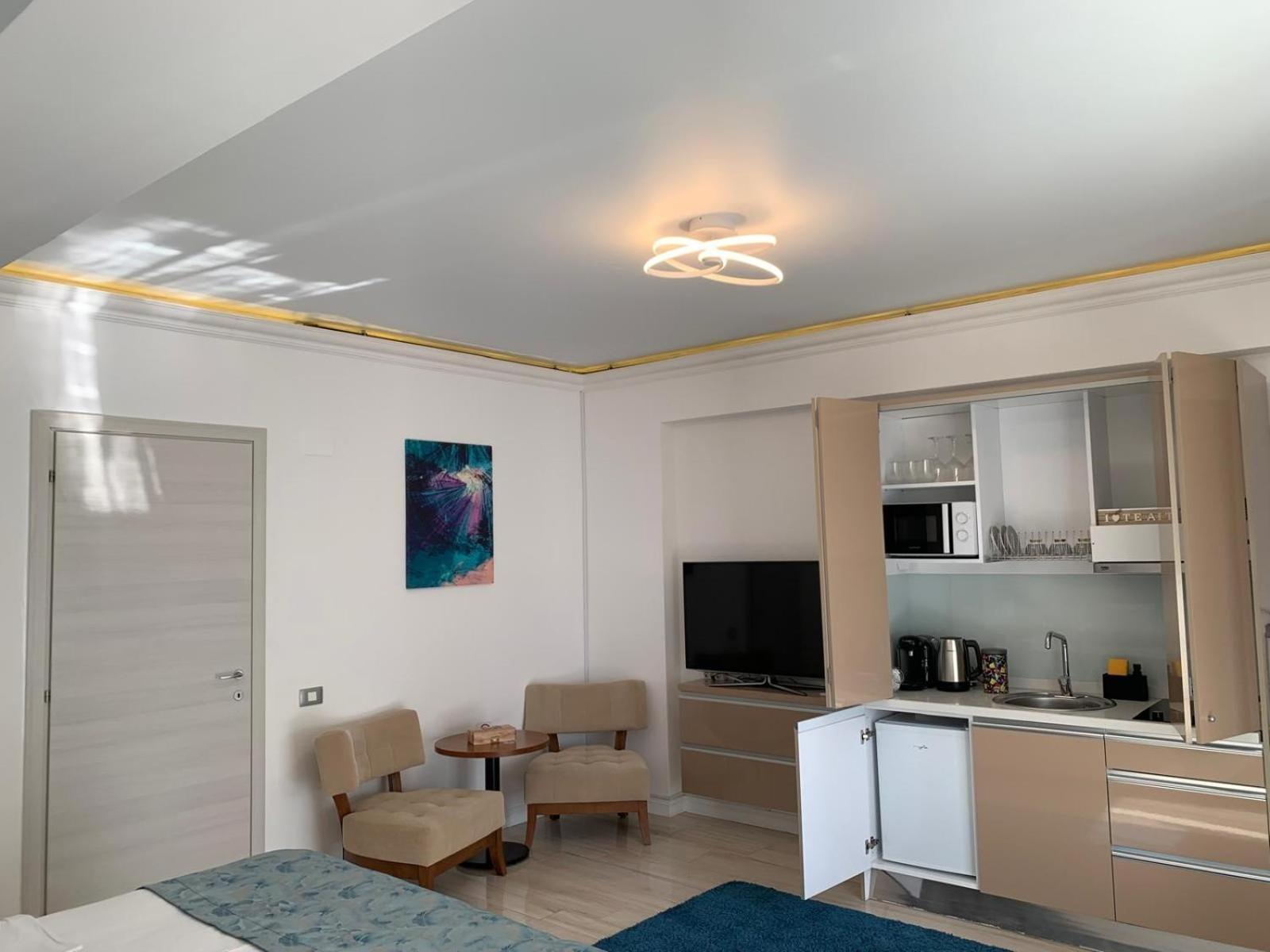White Tower Mamaia Prestige Apartments Bagian luar foto